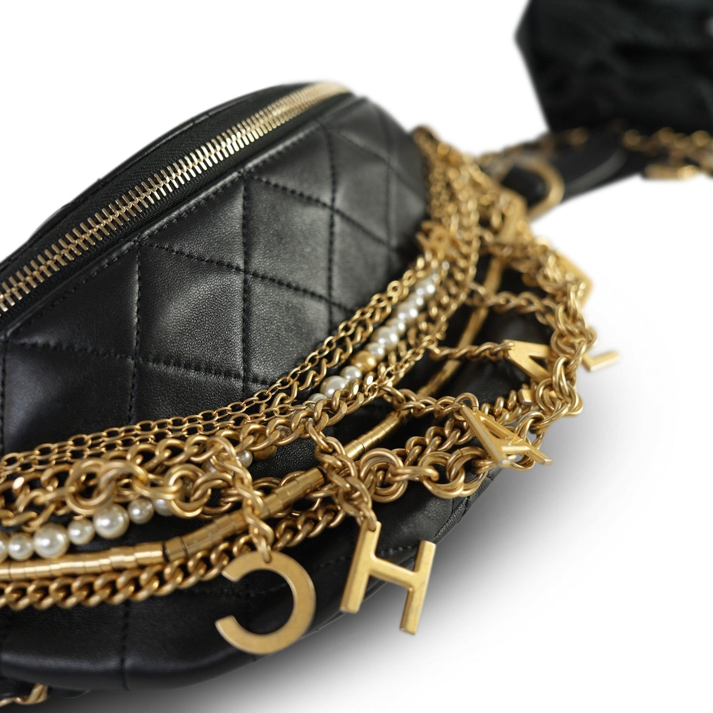 19A Black Lambskin Quilted All About Chains Waist Bag/Bumbag Aged Gold Hardware