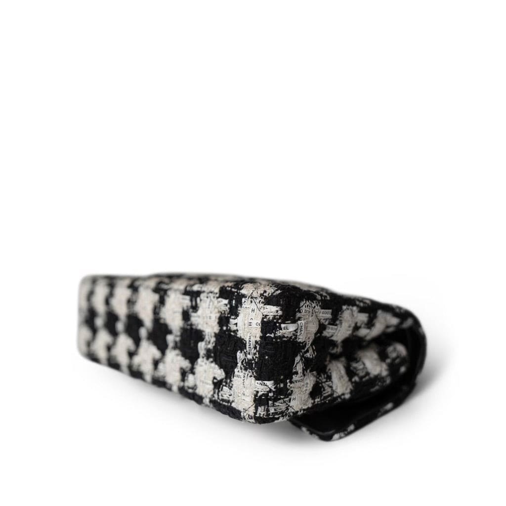 20S Black White Houndstooth Tweed Quilted Classic Flap Medium LGHW