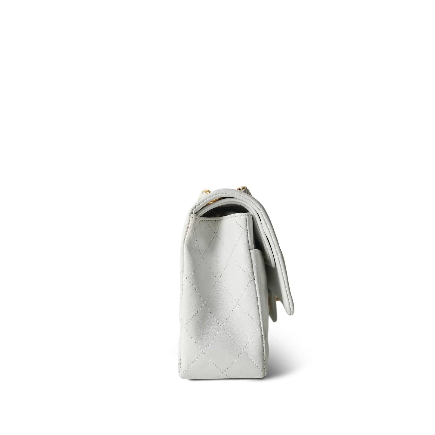 Vintage White Lambskin Quilted Classic Flap Medium GHW