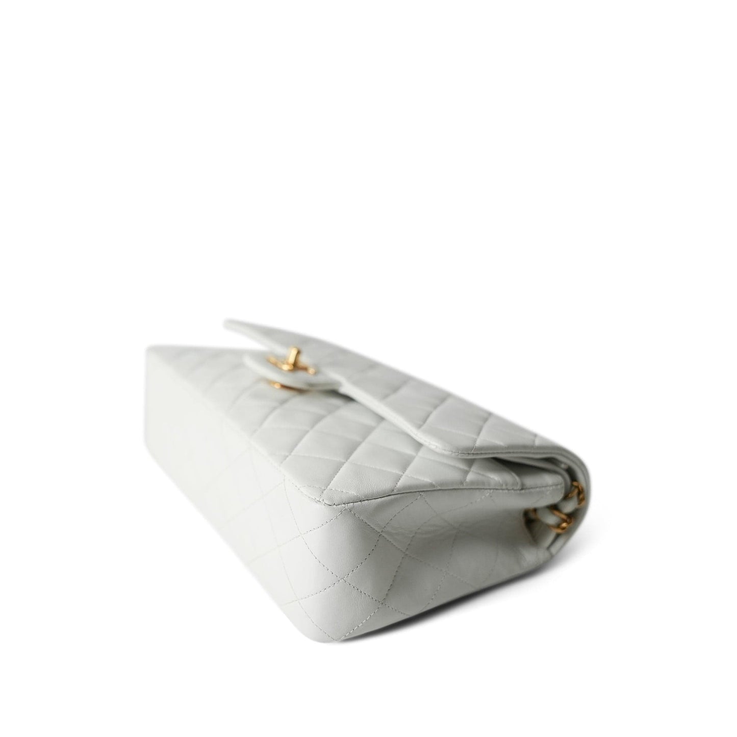 Vintage White Lambskin Quilted Classic Flap Medium GHW