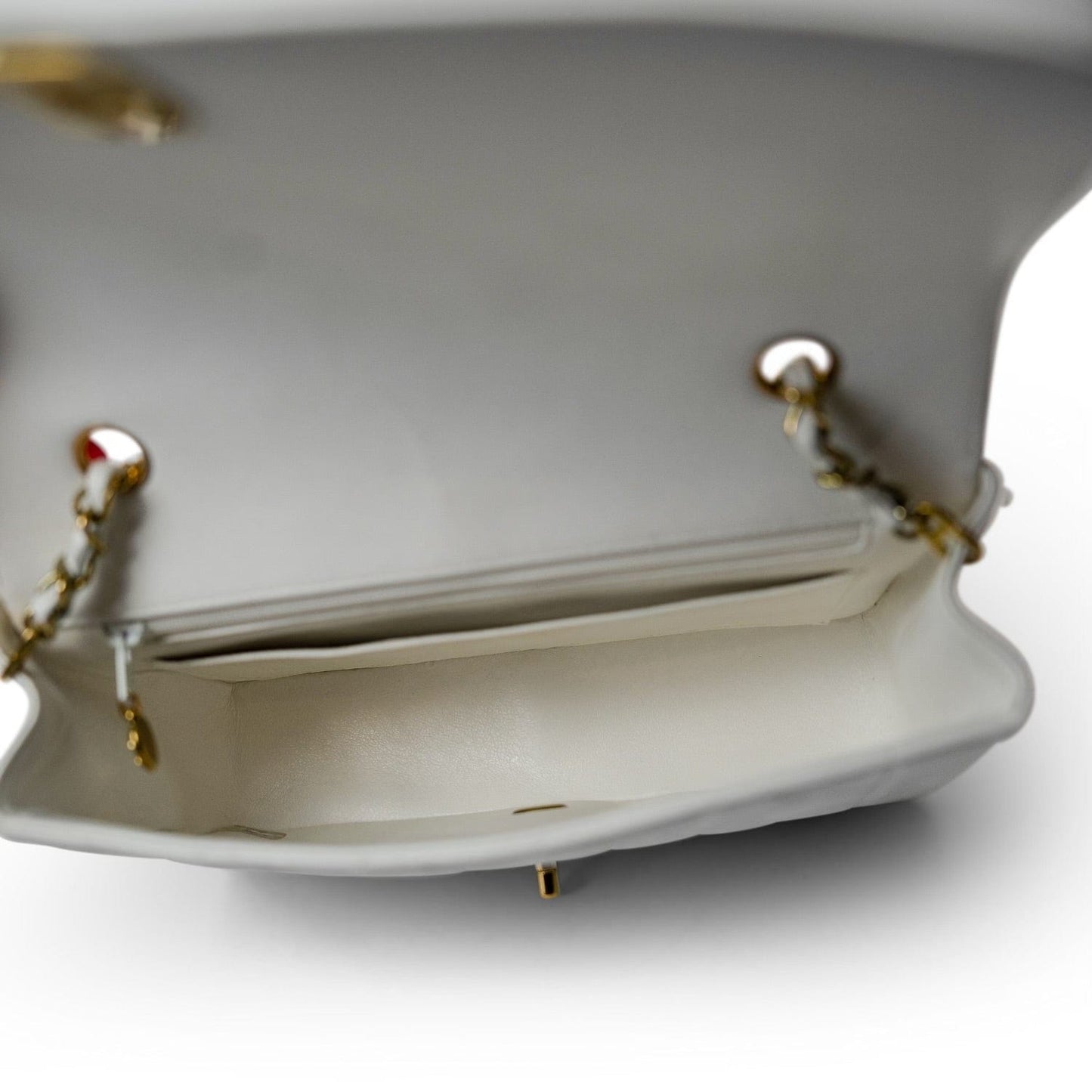 Vintage White Lambskin Quilted Diana Flap Medium GHW