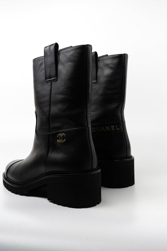 CHANEL Boots 38.5 20A Leather CC Signature Cap Toe Ankle Midcalf Short Boots Booties - Redeluxe