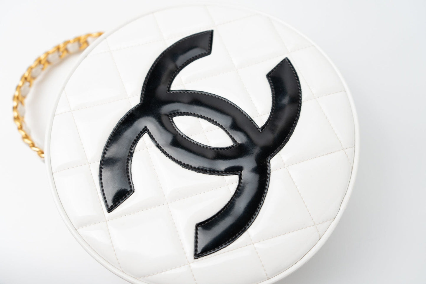 Vintage White Patent Leather Round Vanity Bag Gold Hardware