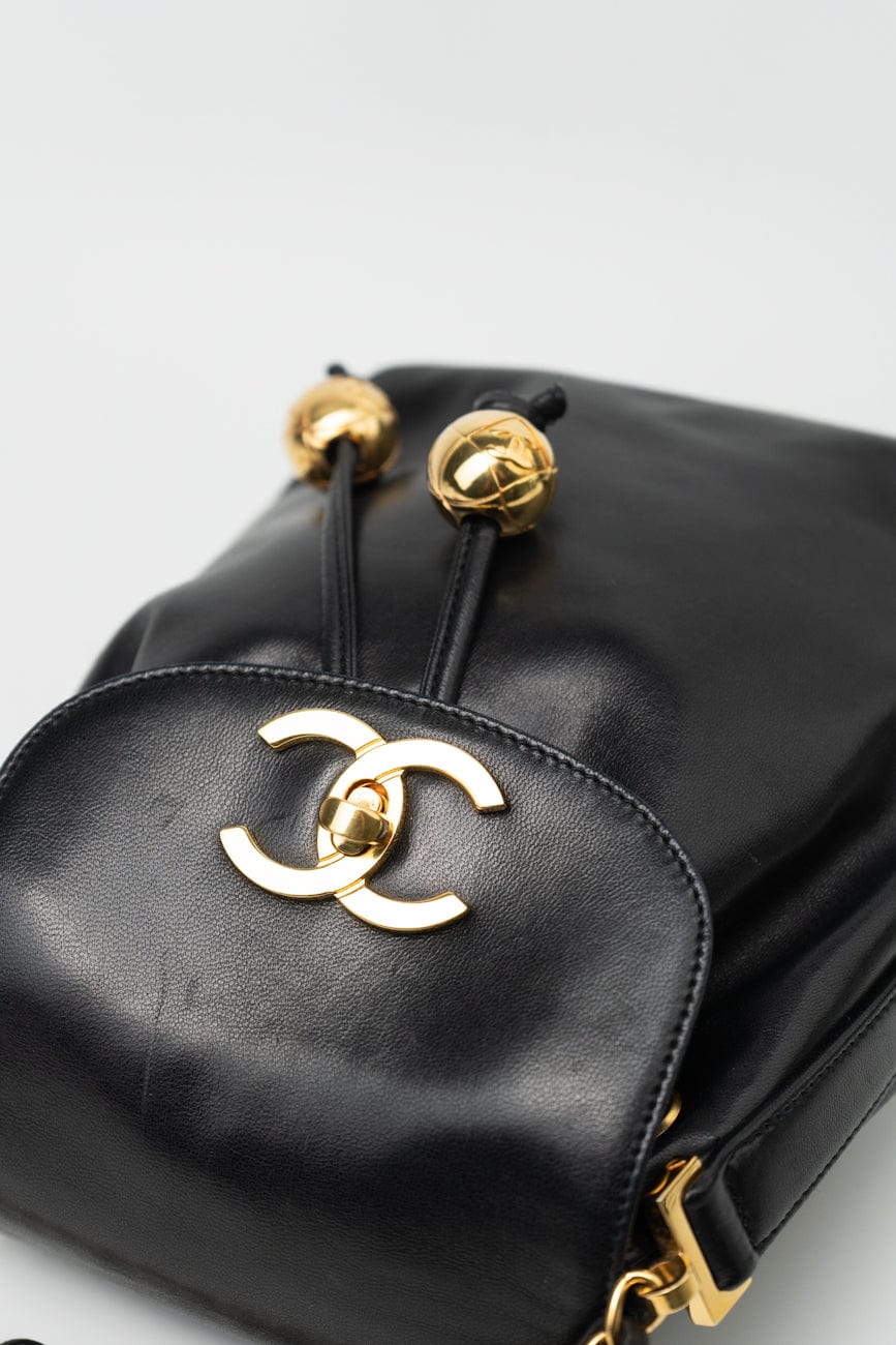 Vintage Black Lambskin Drawstring Cross Body Bag Gold Hardware