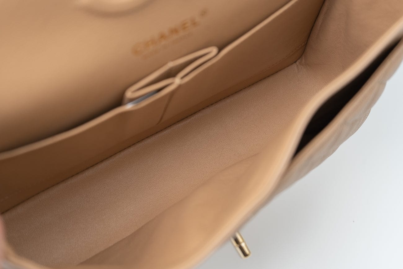 19B Dark Beige Caviar Quilted Classic Flap Medium LGHW