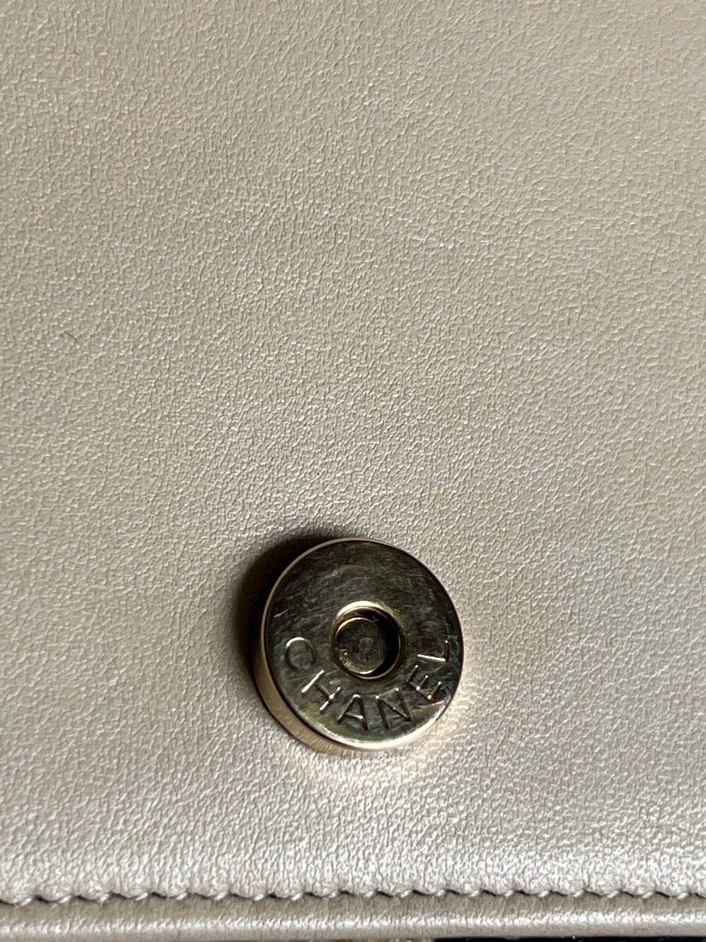 19K Beige and Black Houndstooth Tweed WOC