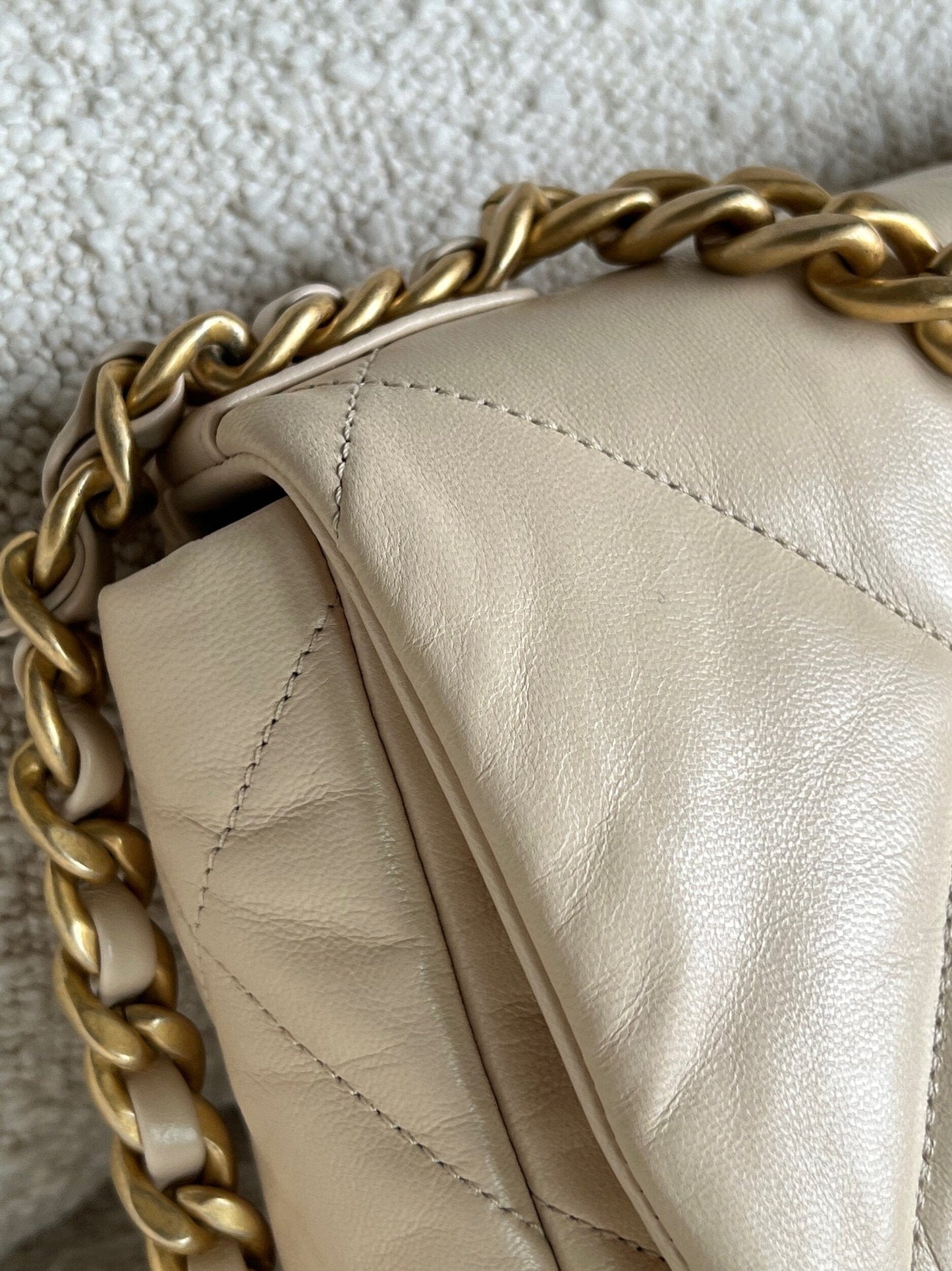 20A Small Beige Goatskin 19 Flap Mixed Hardware