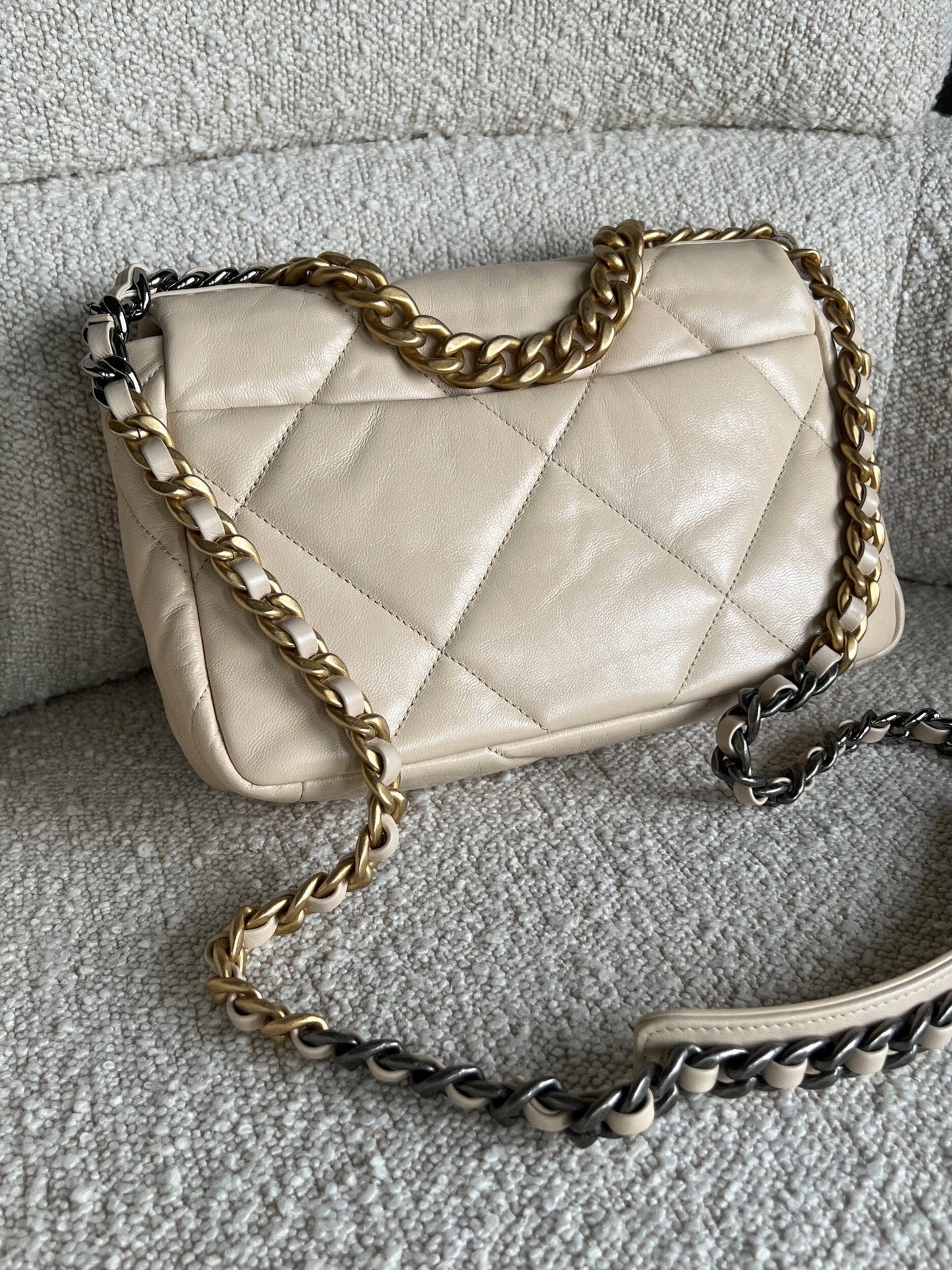 20A Small Beige Goatskin 19 Flap Mixed Hardware