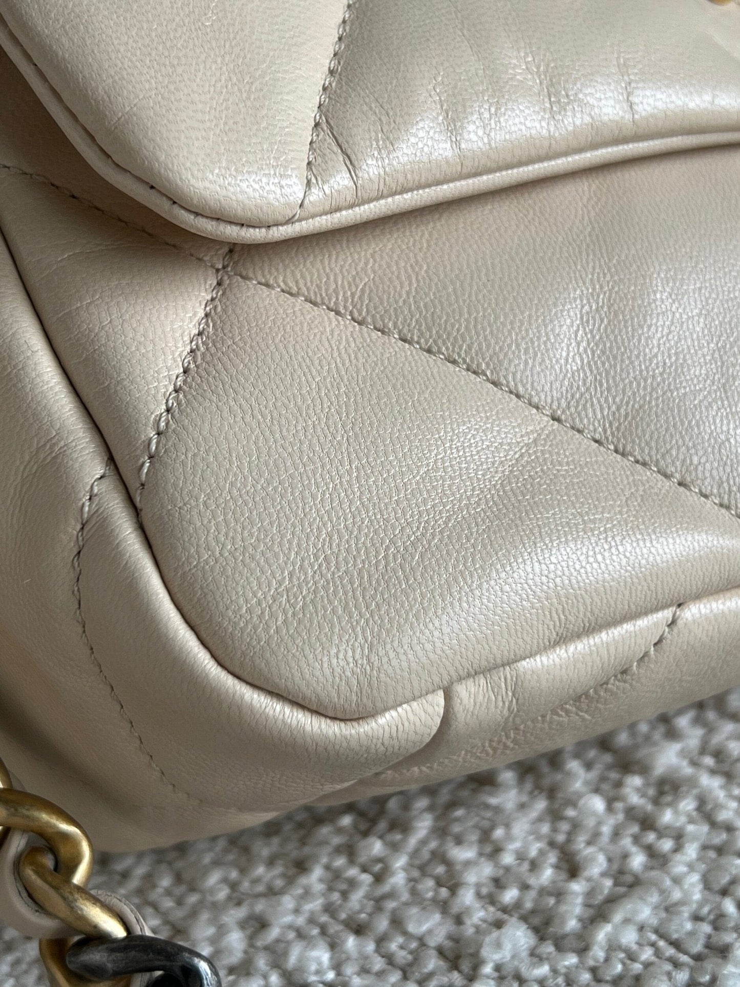 20A Small Beige Goatskin 19 Flap Mixed Hardware