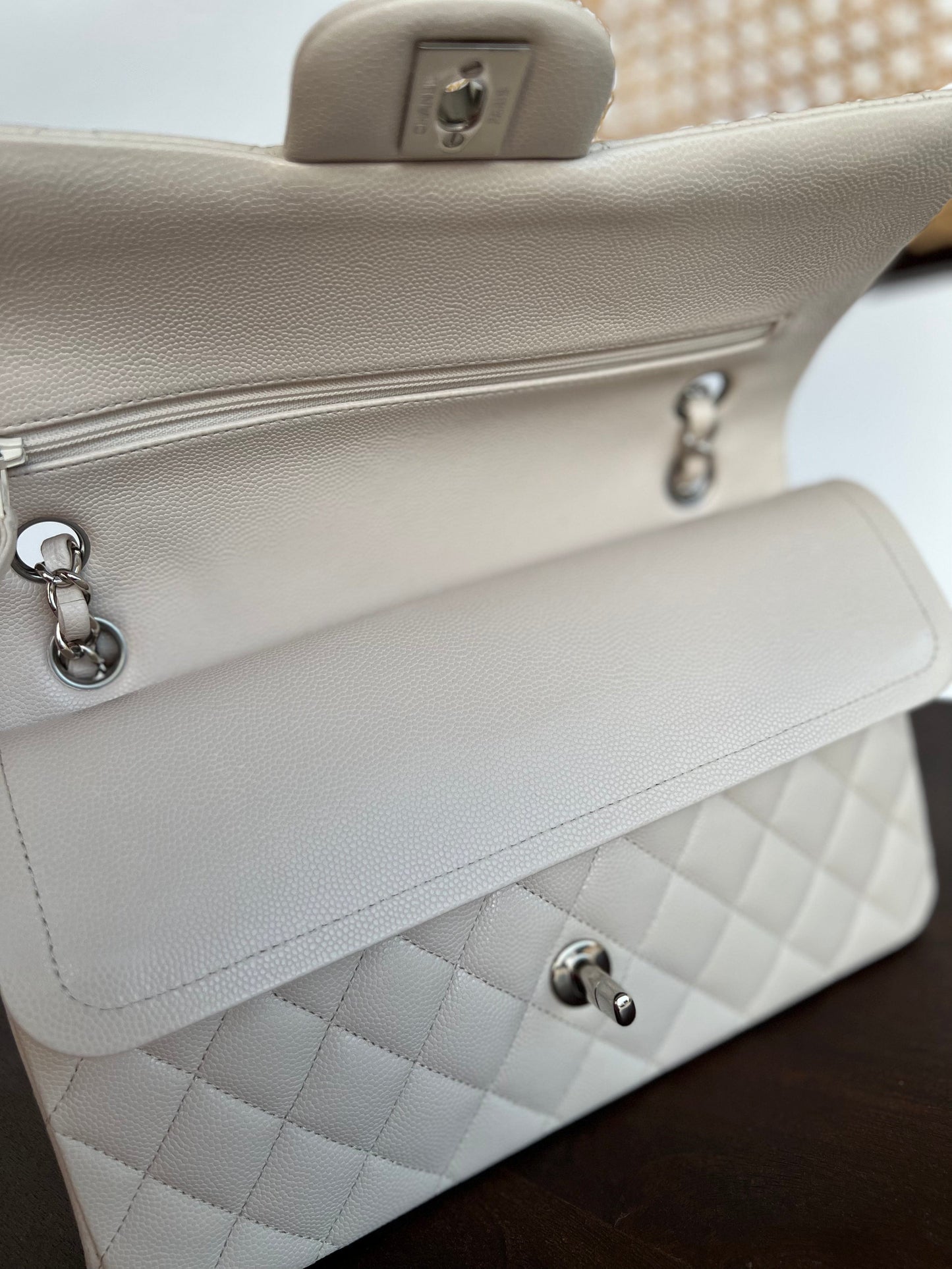 20B Ivory Caviar Quilted Classic Flap Medium Silver Hardware