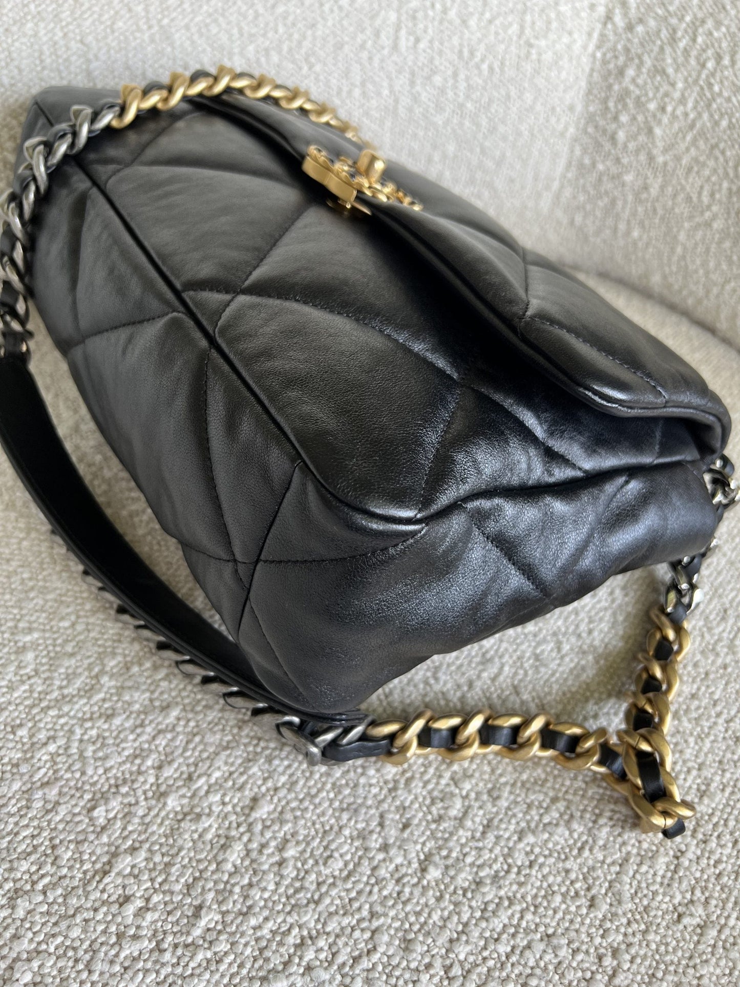 20C Black Lambskin Quilted 19 Flap Medium/Large Mixed Hardware