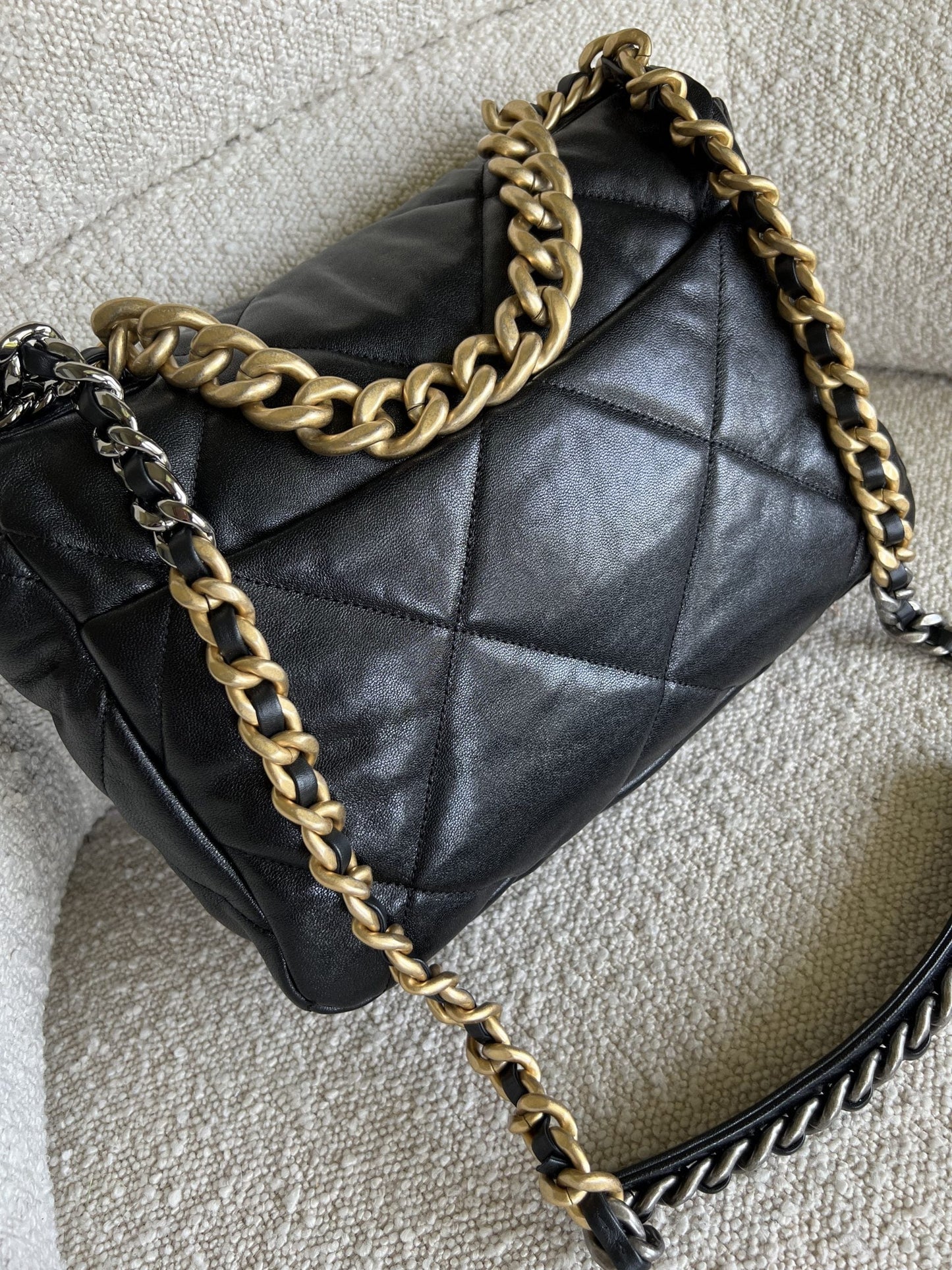 20C Black Lambskin Quilted 19 Flap Medium/Large Mixed Hardware