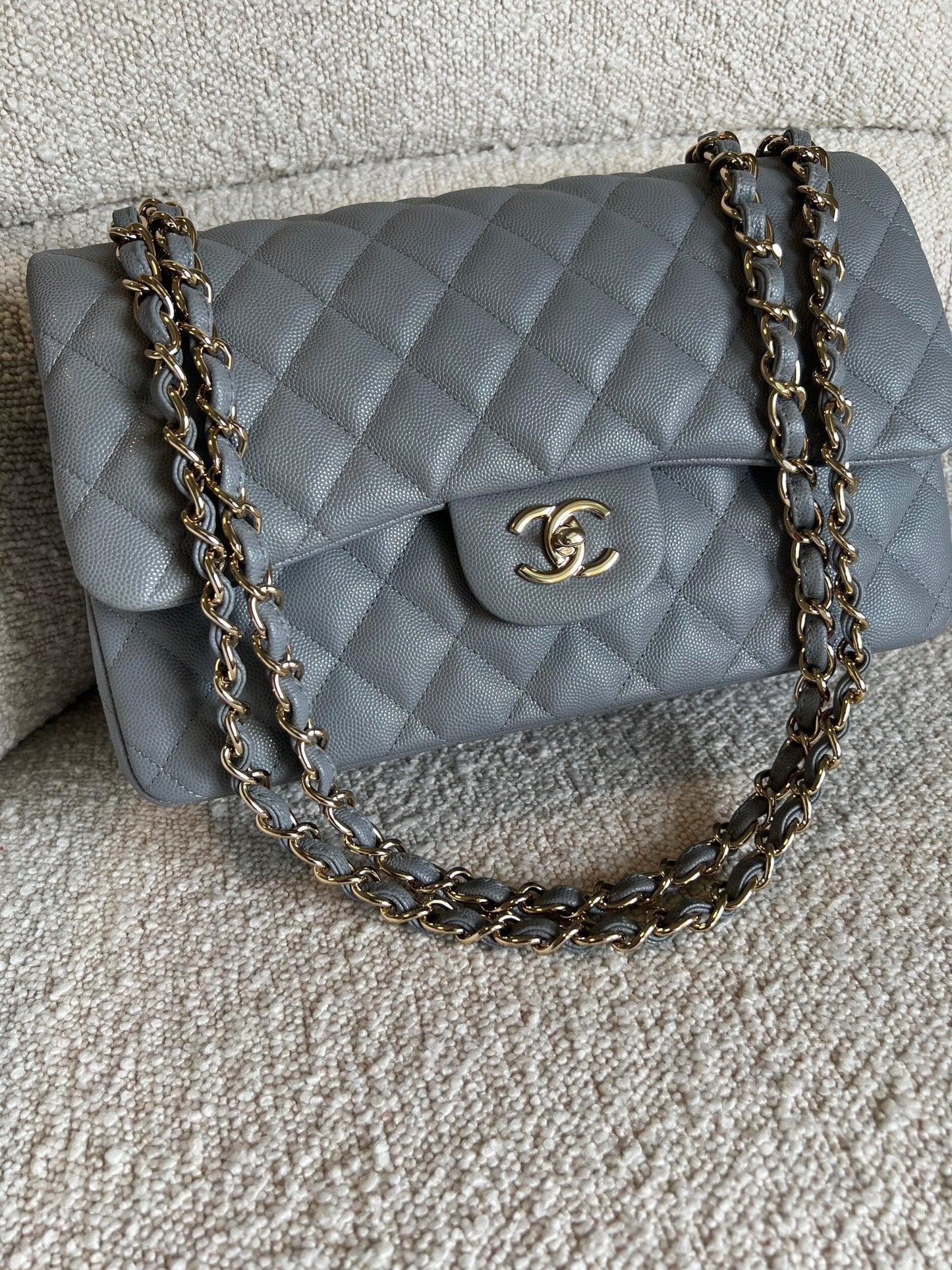 20C Grey Caviar Quilted Jumbo Classic Flap LGHW