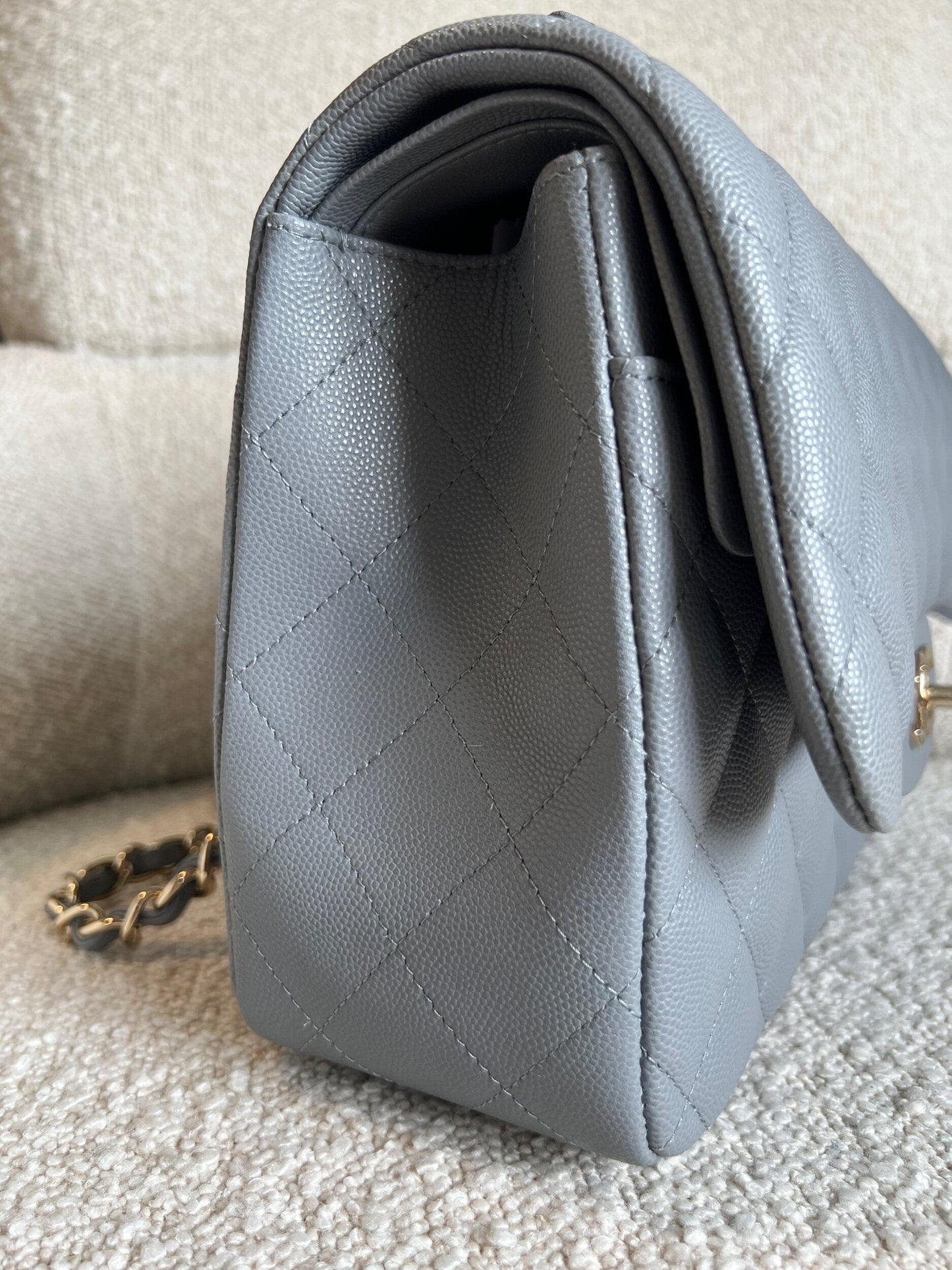 20C Grey Caviar Quilted Jumbo Classic Flap LGHW