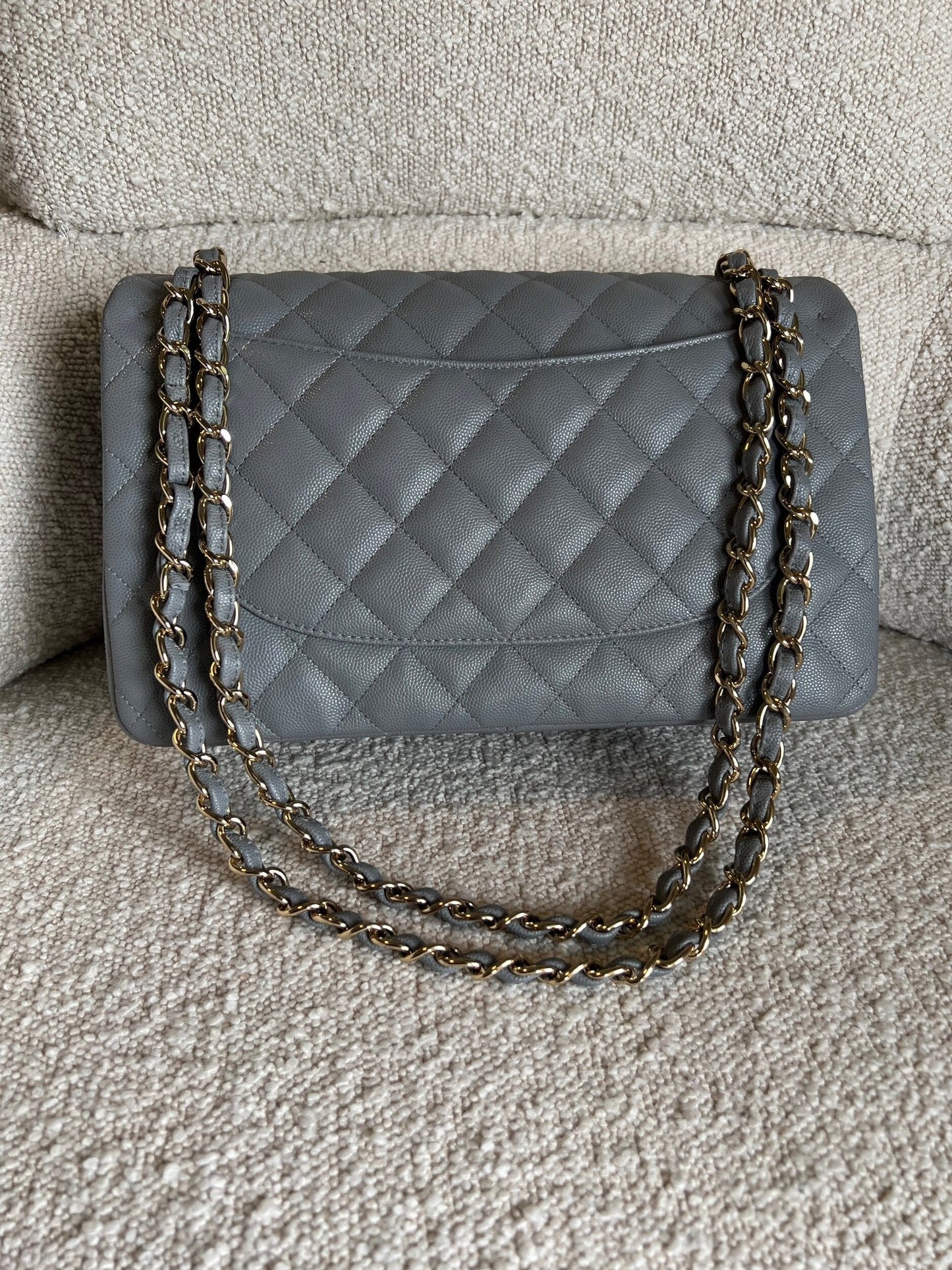 20C Grey Caviar Quilted Jumbo Classic Flap LGHW