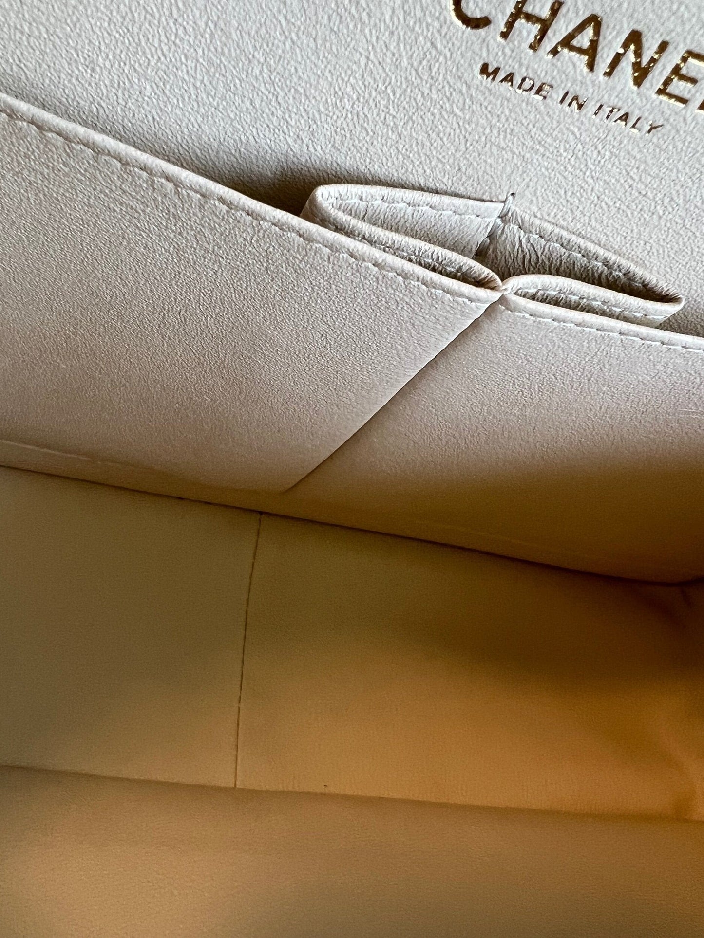 20C Light Beige Caviar Quilted Jumbo Classic Flap LGHW