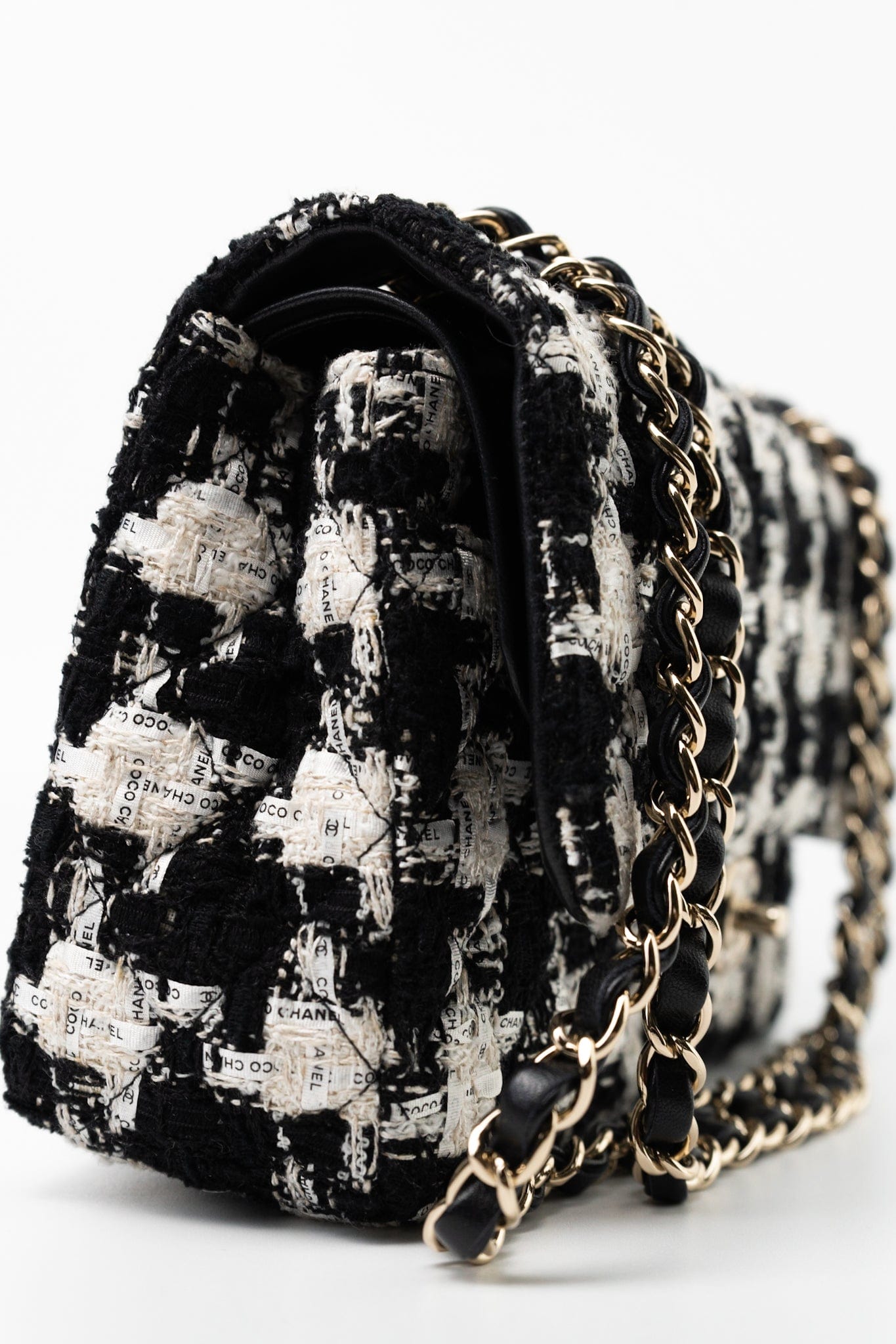 20S Ecru Black & White Tweed Quilted Medium Classic Flap LGHW