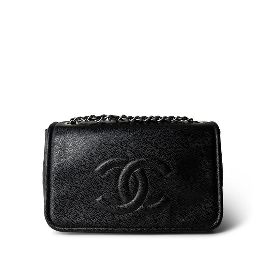 12P Caviar Large Timeless CC Flap Black