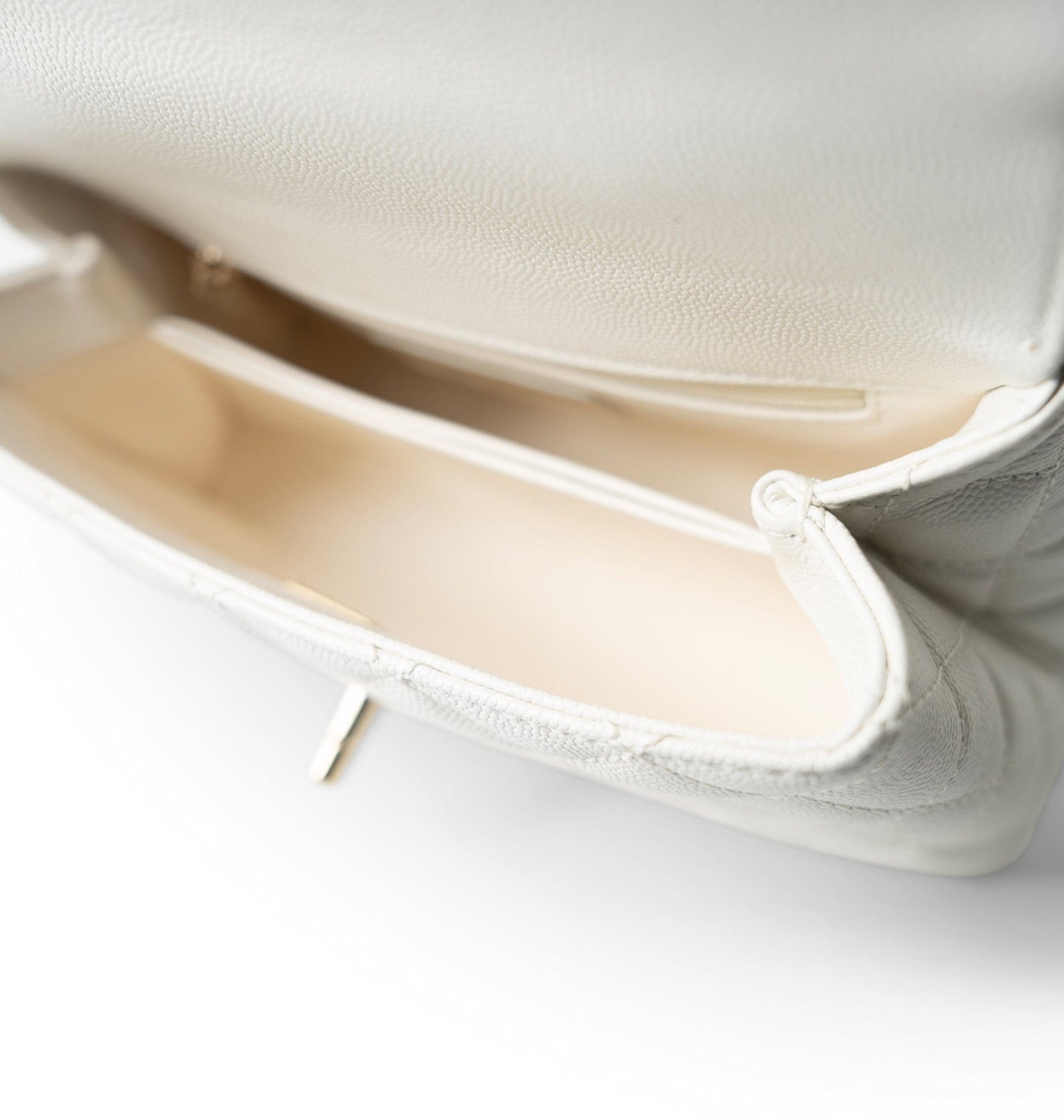 21A White Caviar Quilted Coco Handle Small Light Gold Hardware