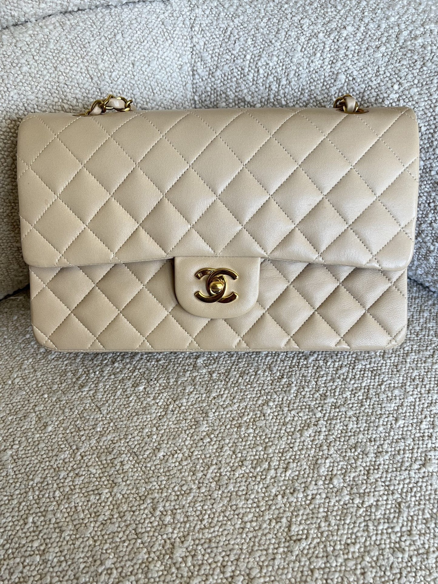 Vintage Light Beige Lambskin Quilted Classic Flap Medium GHW