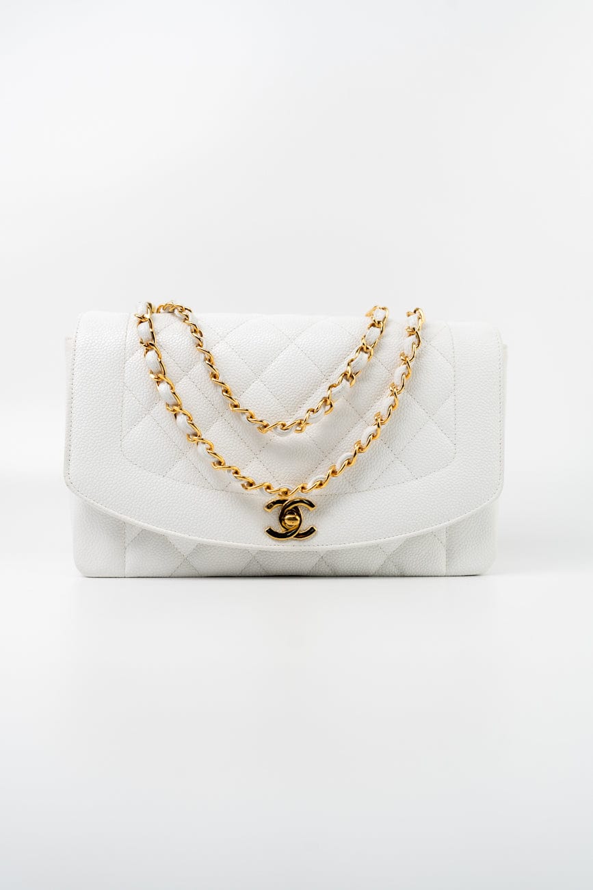 Vintage White Caviar Quilted Medium Diana Flap GHW