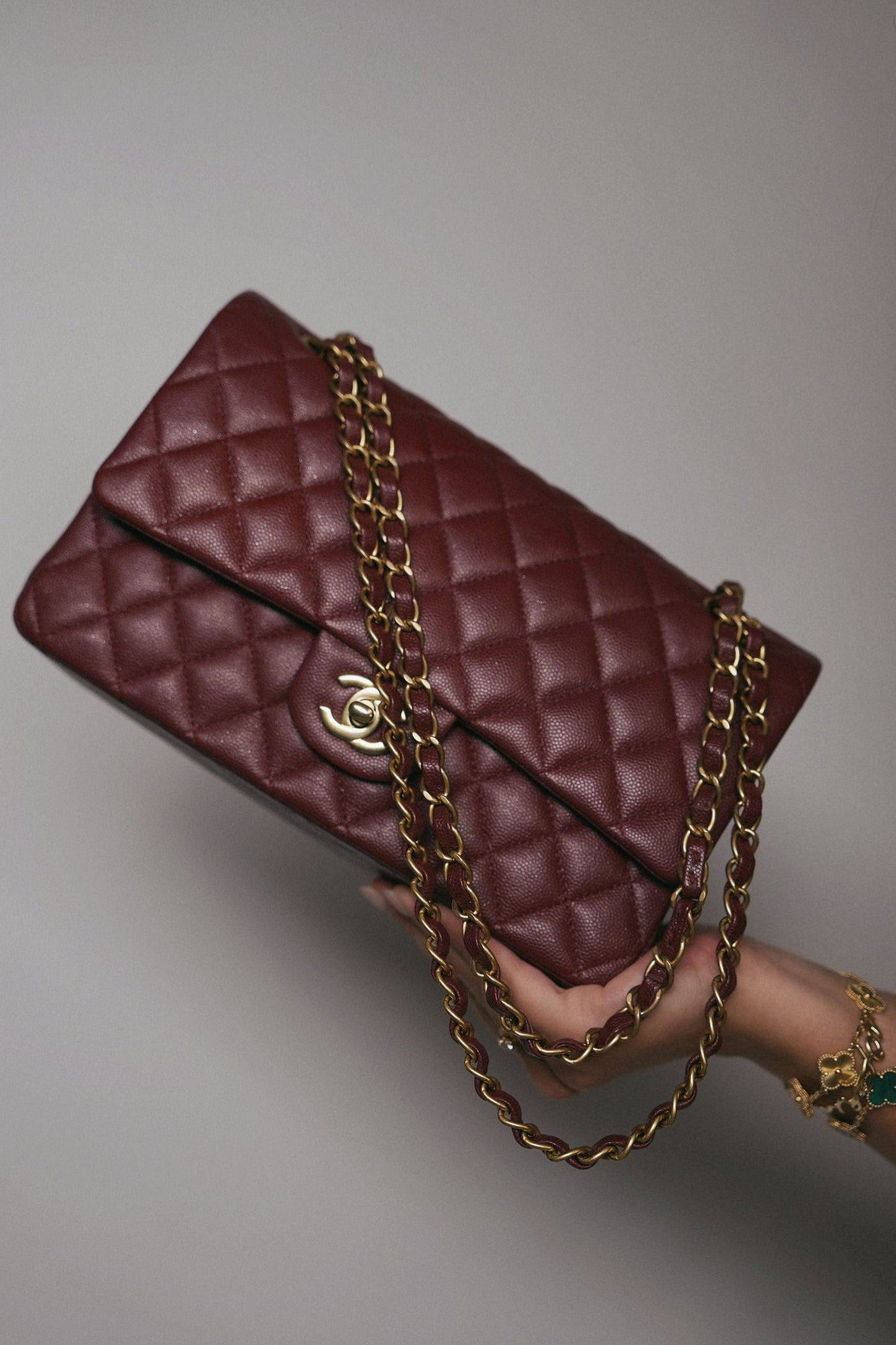 18C Dark Red Glittery Caviar Quilted Medium Classic Flap Aged Gold Hardware