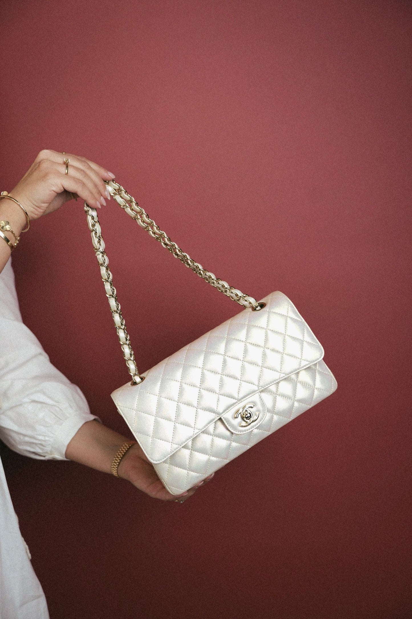 20B Iridescent White Calfskin Quilted Classic Flap Medium Light Gold Hardware