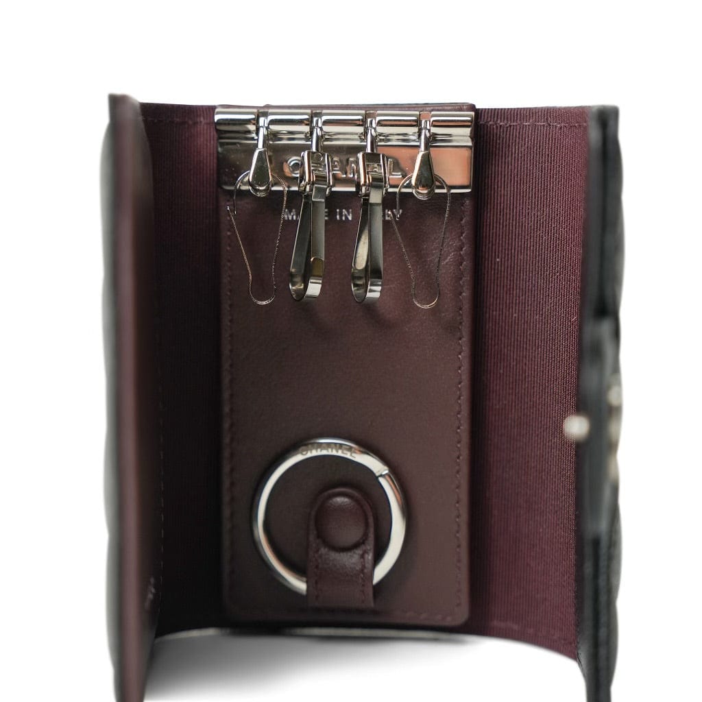 21K Black Caviar Quilted Classic Flap Key Holder Silver Hardware