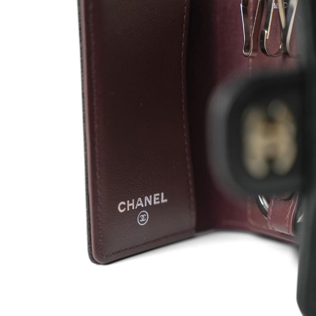 21K Black Caviar Quilted Classic Flap Key Holder Silver Hardware