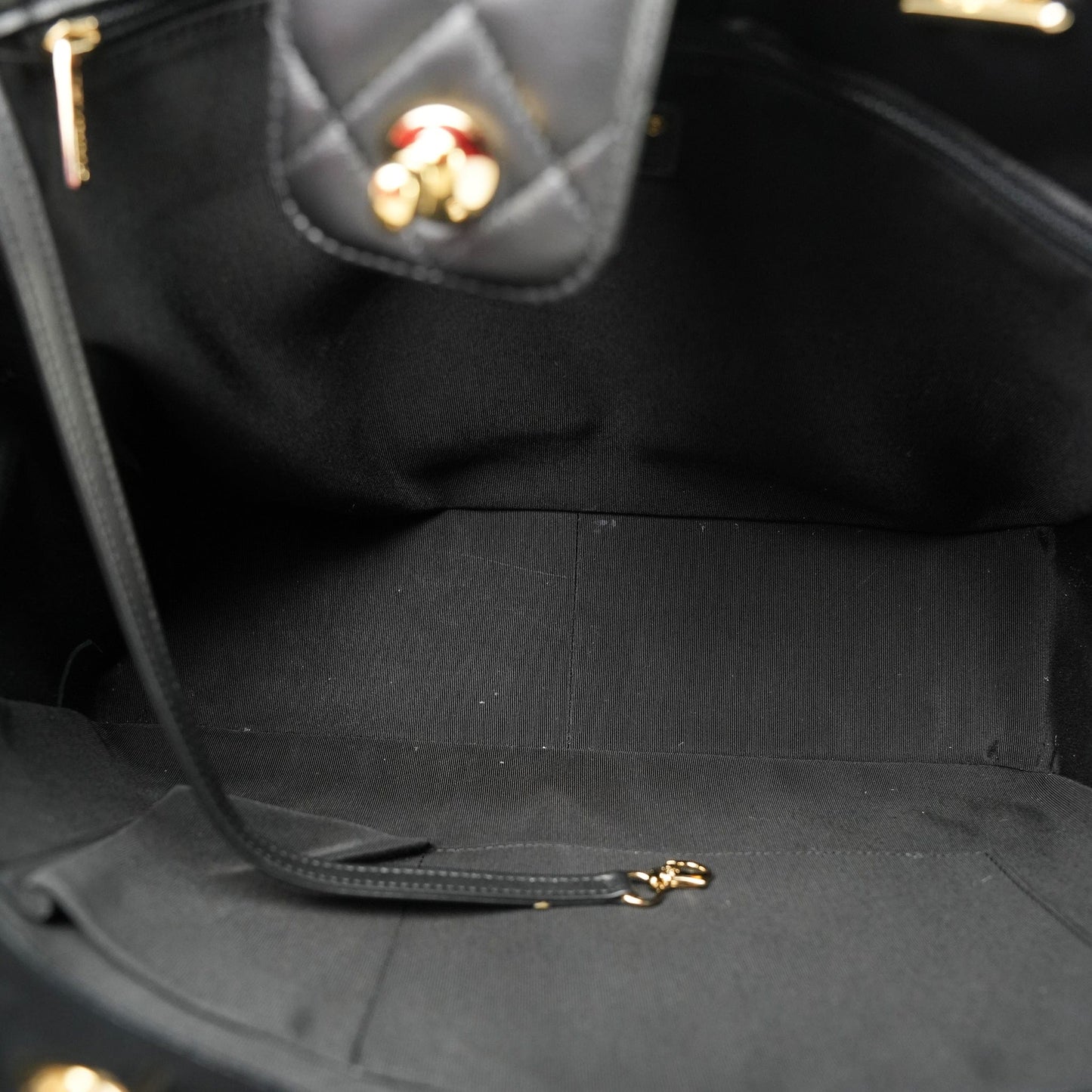 16B Black Lambskin Quilted CC Shopping Tote Large LGHW