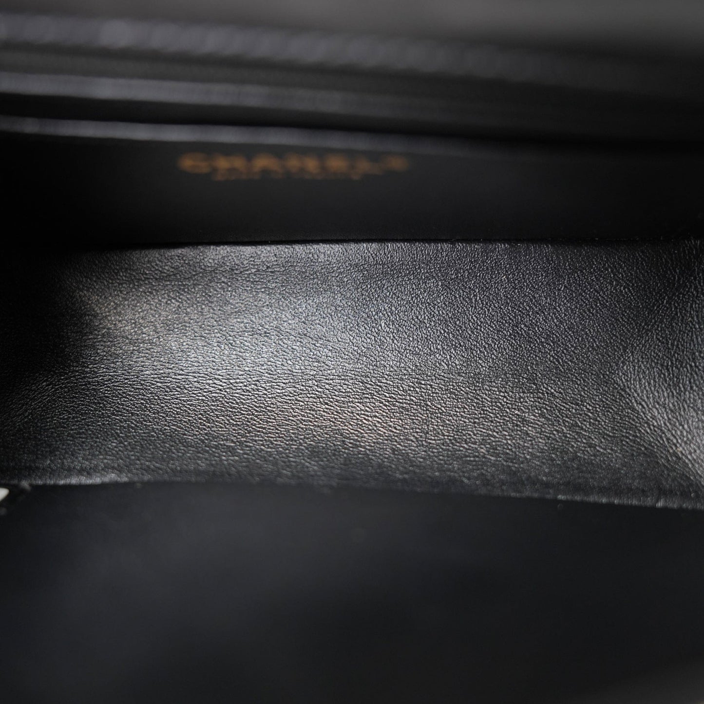 22A Black Crumpled Calfskin Quilted Reissue 2.55 224 Aged Gold Hardware