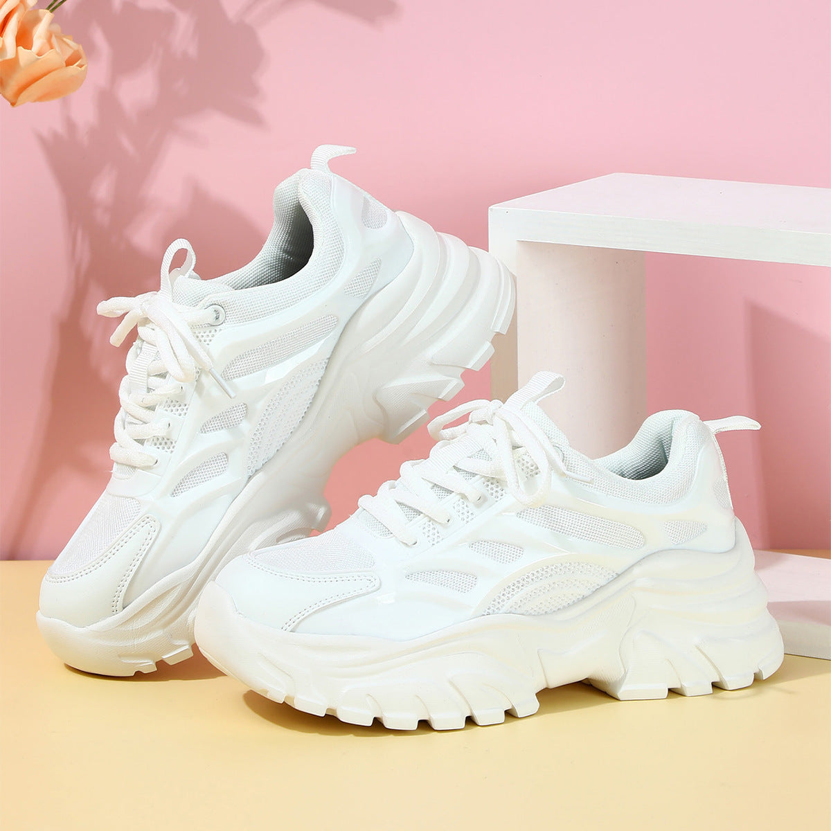 Comfortable Four Season Leisure Sneaker