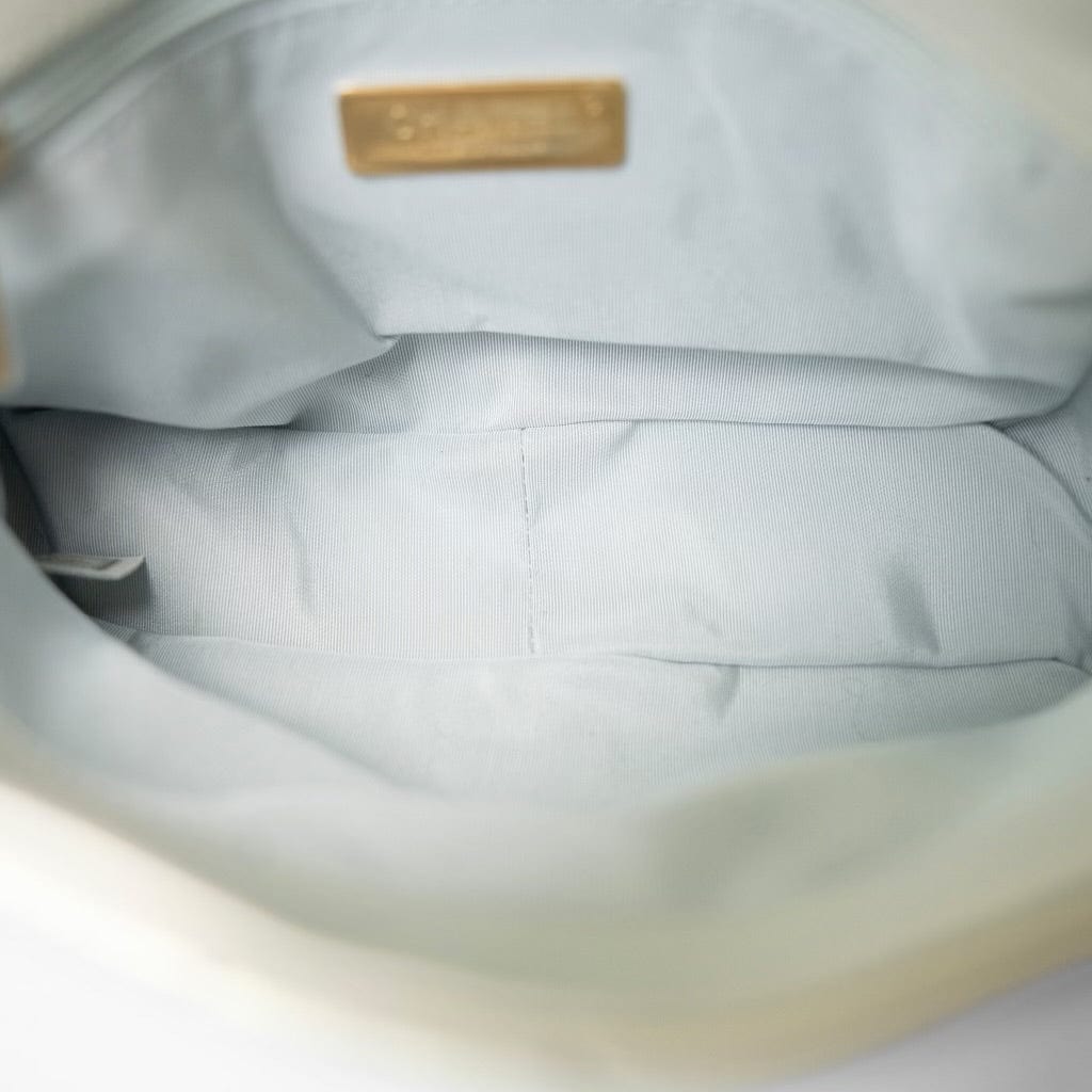 21P Iridescent White Lambskin Quilted 19 Flap Small Mixed Hardware