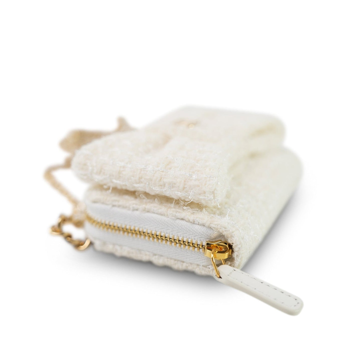 White Tweed Quilted Bow Card Holder On Chain Light Gold Hardware