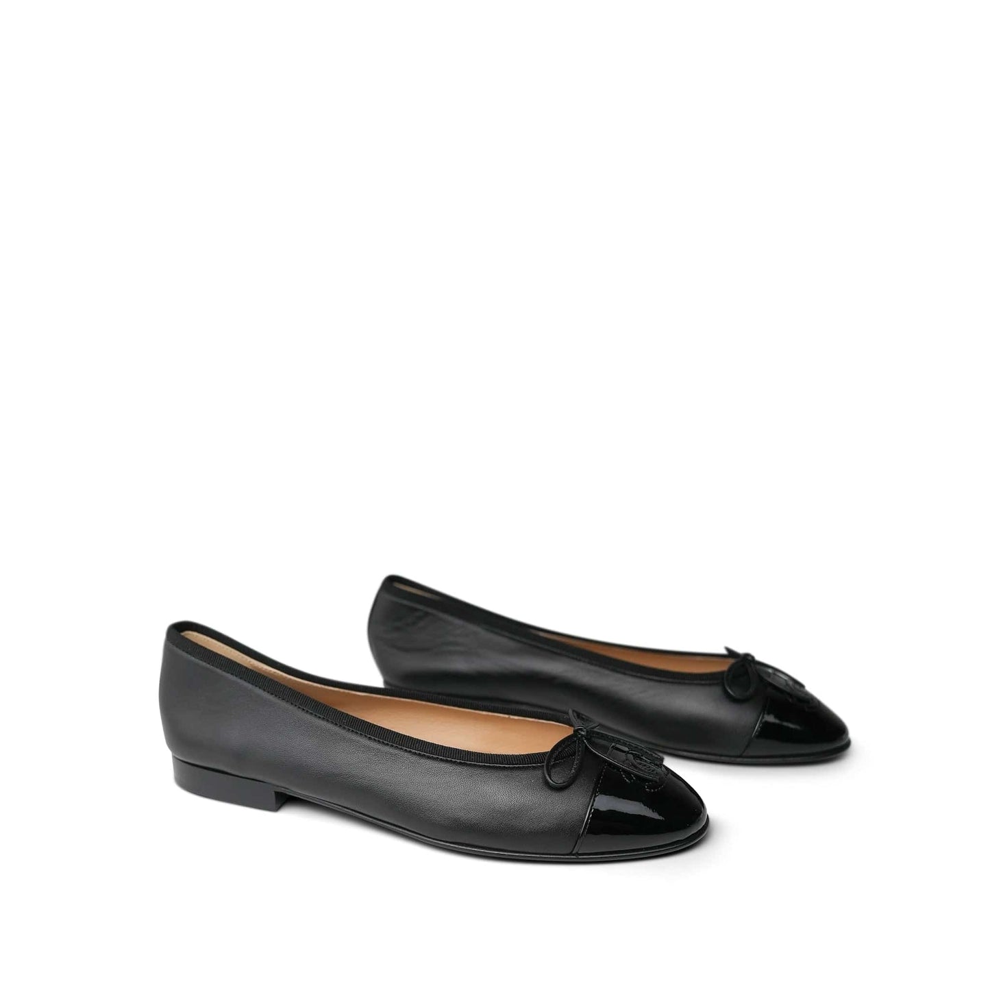 10C Black Lambskin Patent Cap Toe CC Ballerina Flats Size 38