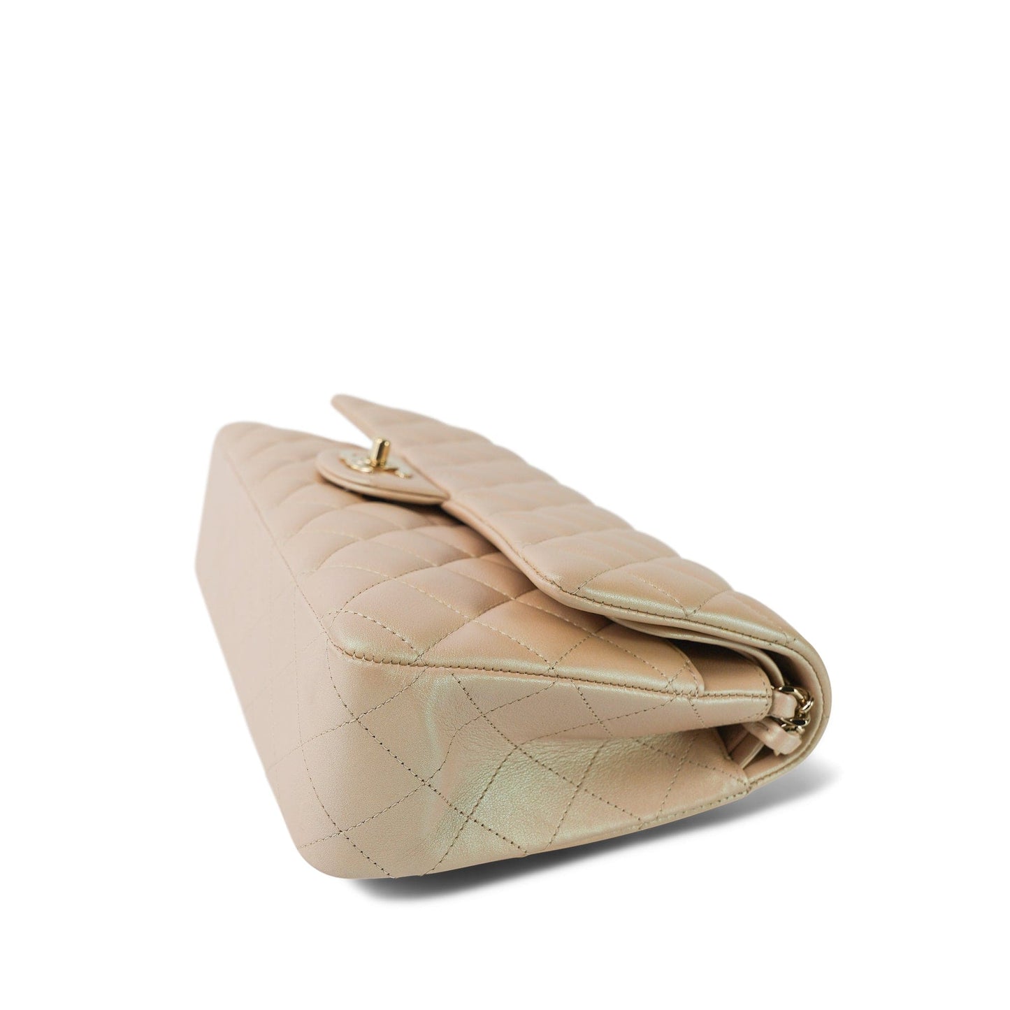 21S Pearly Beige Lambskin Quilted Classic Flap Medium Light Gold Hardware