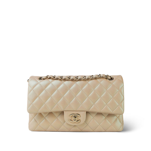 21S Pearly Beige Lambskin Quilted Classic Flap Medium Light Gold Hardware