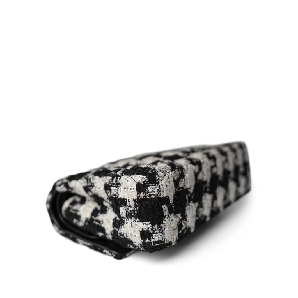 20S Black White Houndstooth Tweed Quilted Classic Flap Medium LGHW
