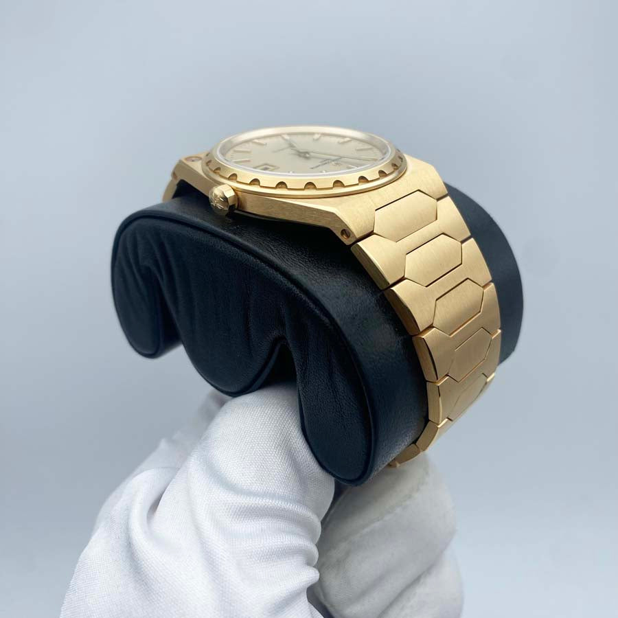 Vacheron Constantin Historiques 222 Yellow Gold 37mm 4200H/222J-B935