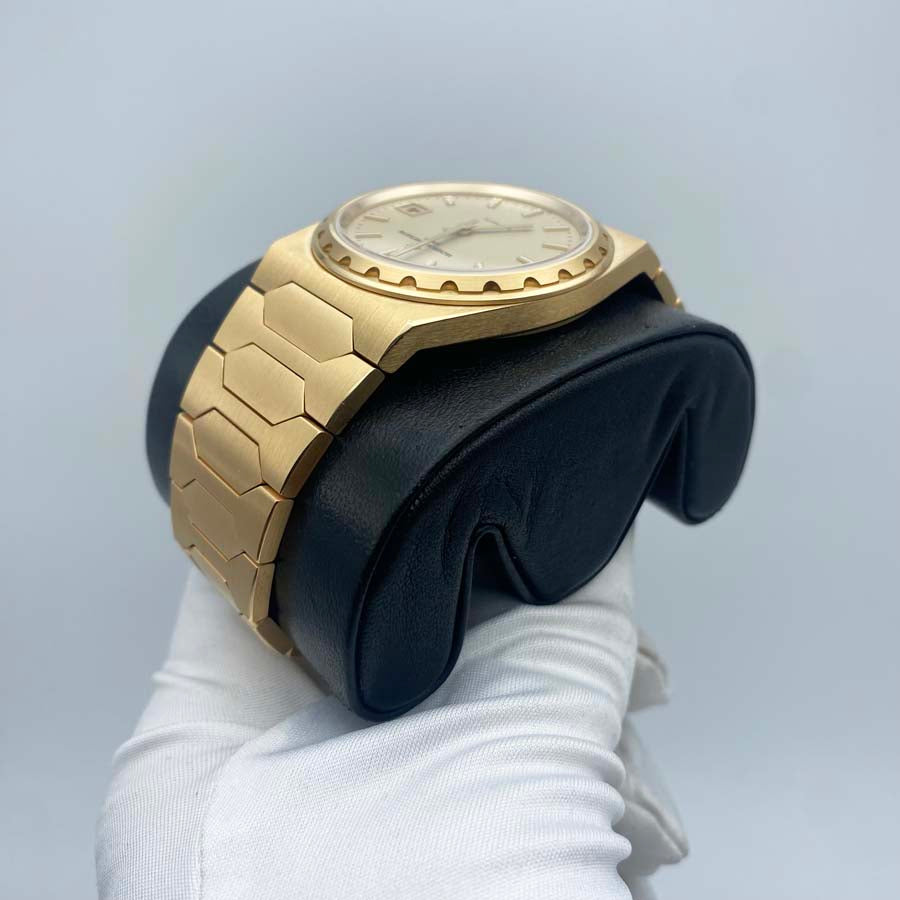 Vacheron Constantin Historiques 222 Yellow Gold 37mm 4200H/222J-B935