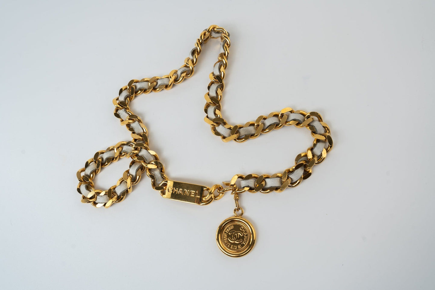 Vintage White / Gold Coco Mark Chain Belt