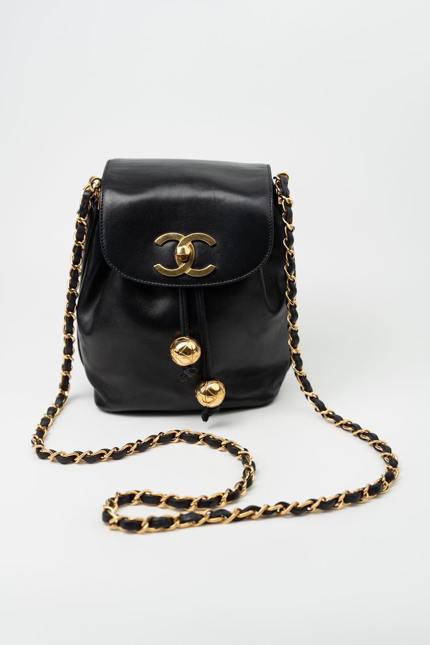 Vintage Black Lambskin Drawstring Cross Body Bag Gold Hardware
