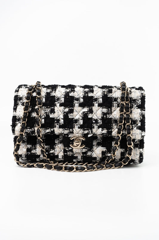 20S Ecru Black & White Tweed Quilted Medium Classic Flap LGHW