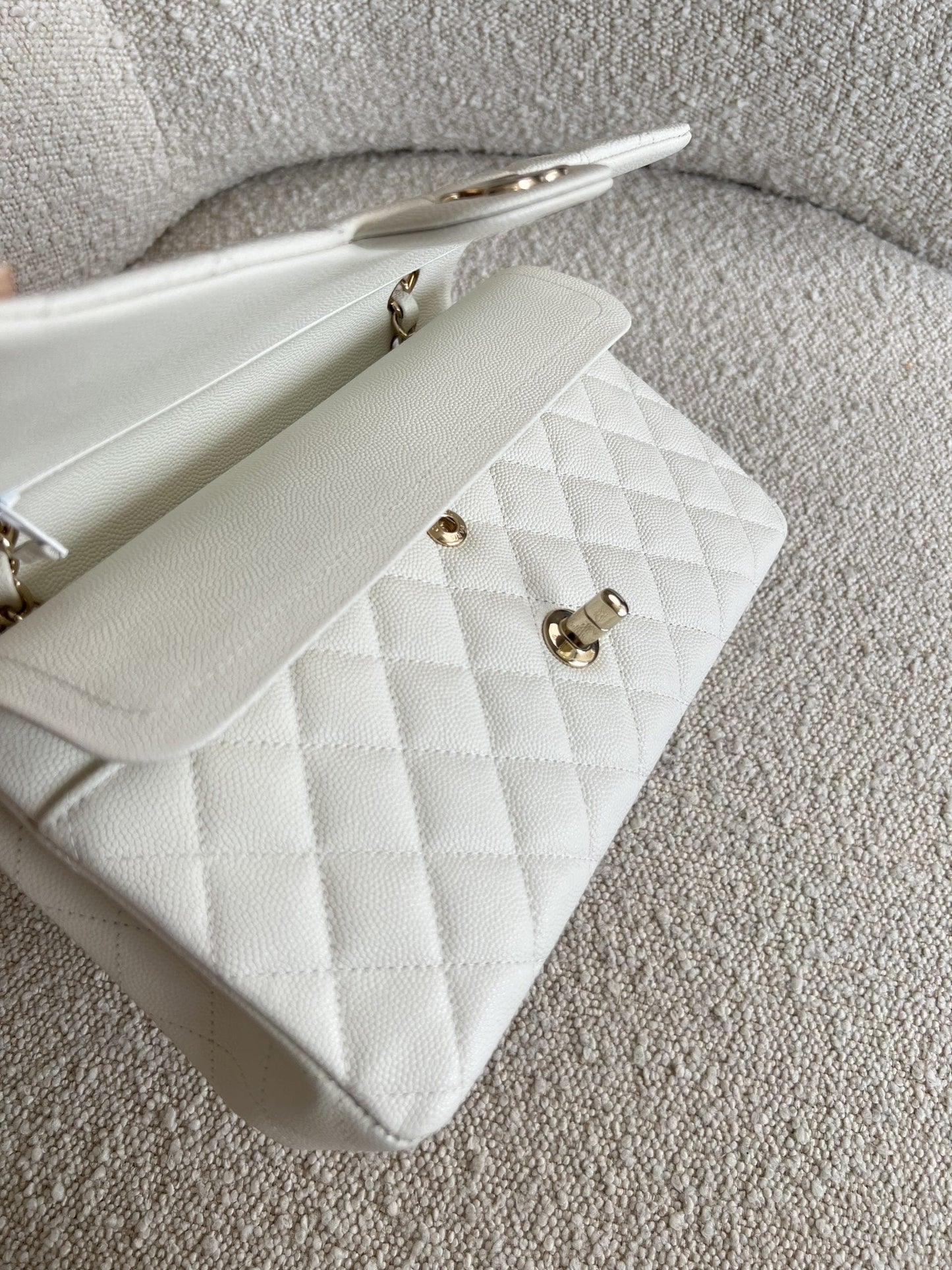 21A White Caviar Quilted Classic Flap Medium LGHW