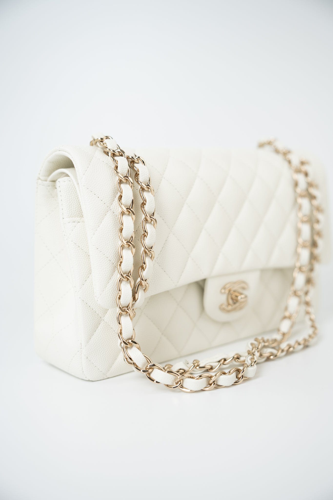 21A White/ Ivory Caviar Quilted Classic Flap Medium Light Gold Hardware