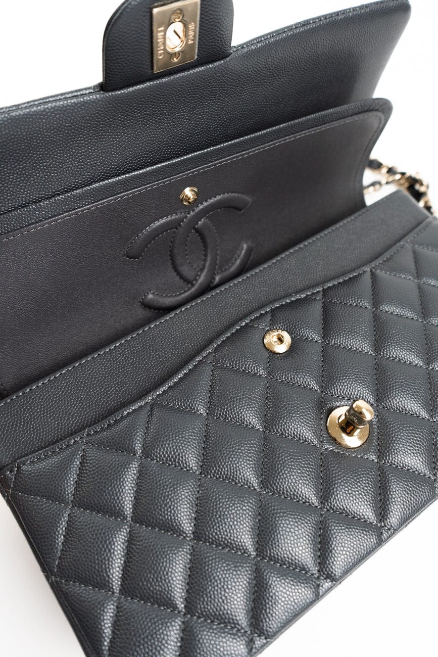 21B Grey Caviar Quilted Classic Flap Medium Light Gold Hardware