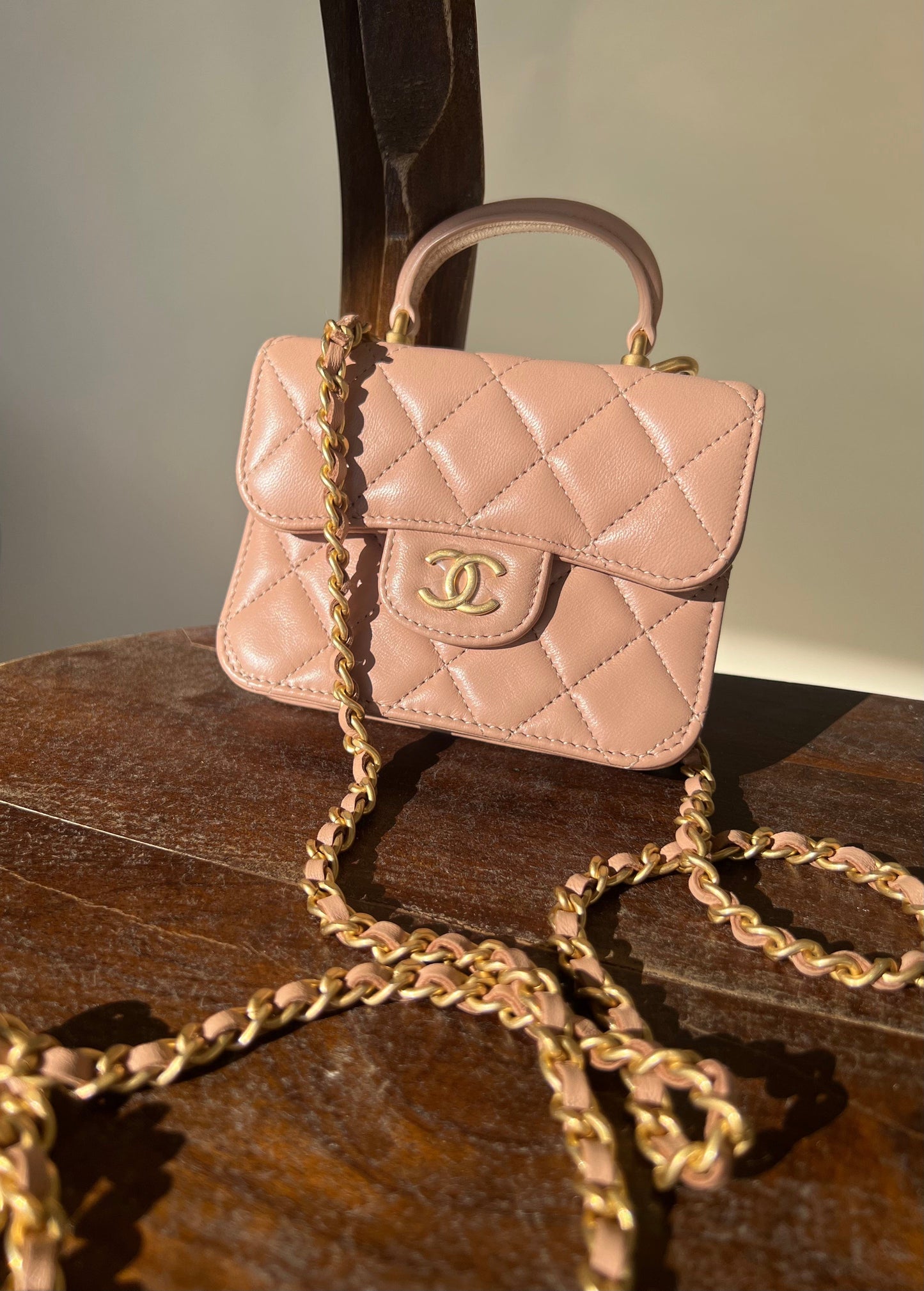 21K Beige Micro Lambskin Quilted Top Handle Flap Coin Purse with Chain