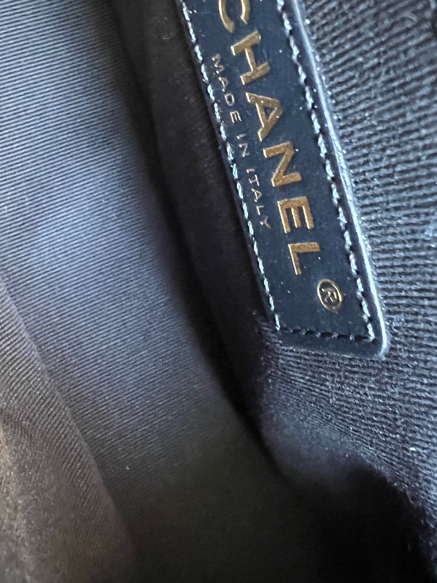 21K My Perfect Bag Iridescent Black Caviar Quilted AGHW