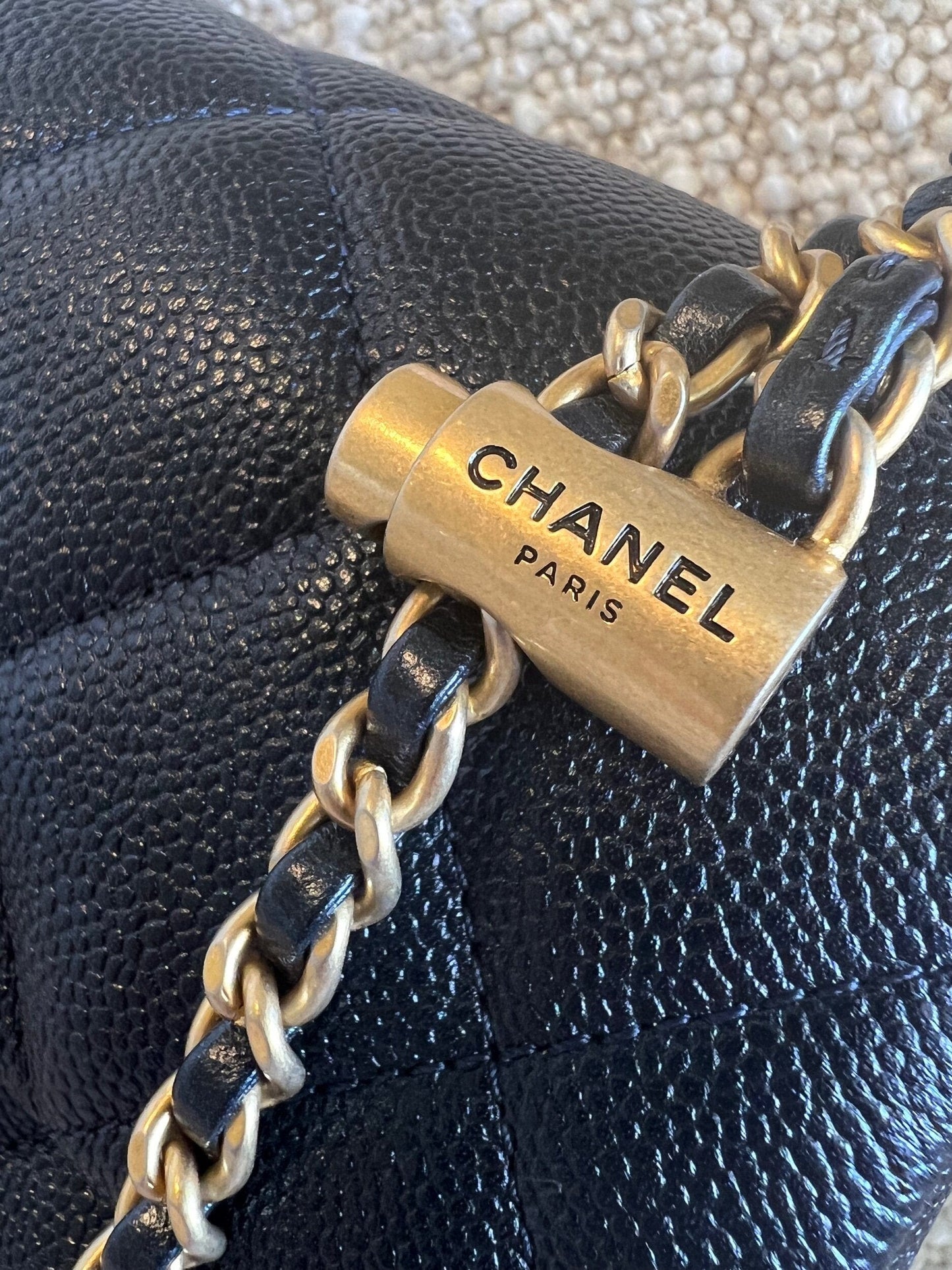 21K My Perfect Bag Iridescent Black Caviar Quilted AGHW