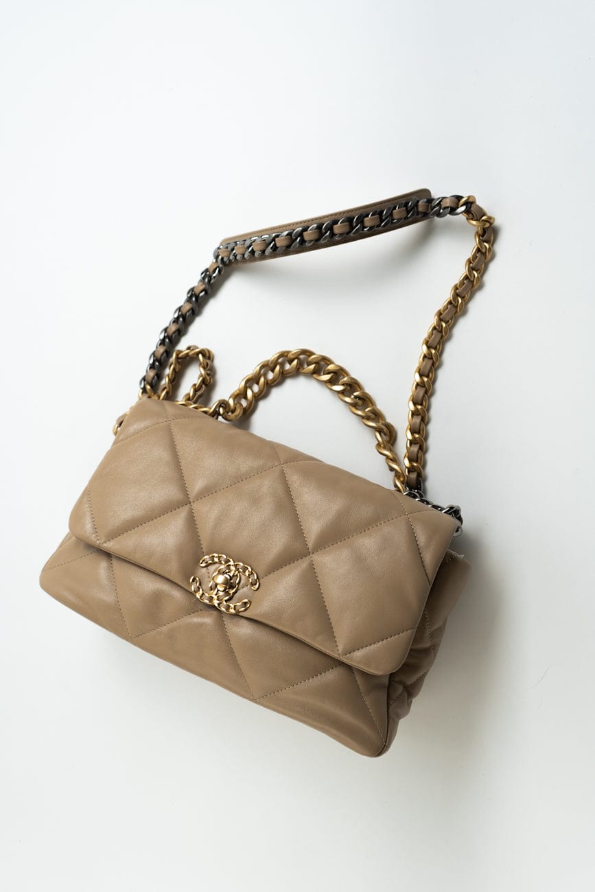 21S Large Beige/Gold Lambskin Quilted 19 Flap Mixed Hardware